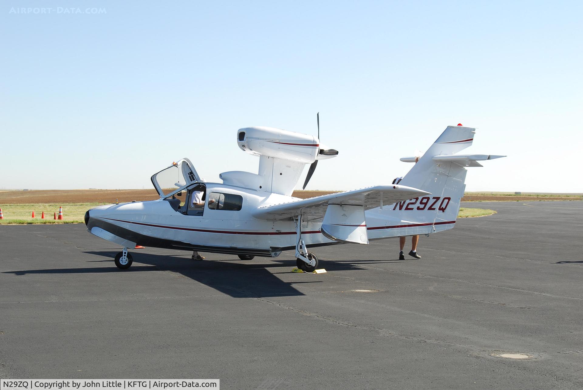 N29ZQ, 1986 Aerofab Inc LAKE LA-250 C/N 37, EAA Fly-In Front Range