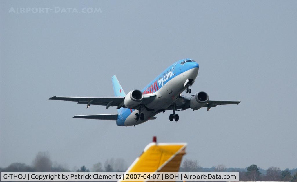 G-THOJ, 1997 Boeing 737-36Q C/N 28659, TAKE OFF FROM 08