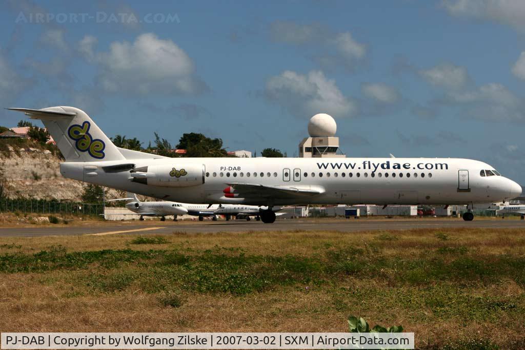 PJ-DAB, 1991 Fokker 100 (F-28-0100) C/N 11331, visitor