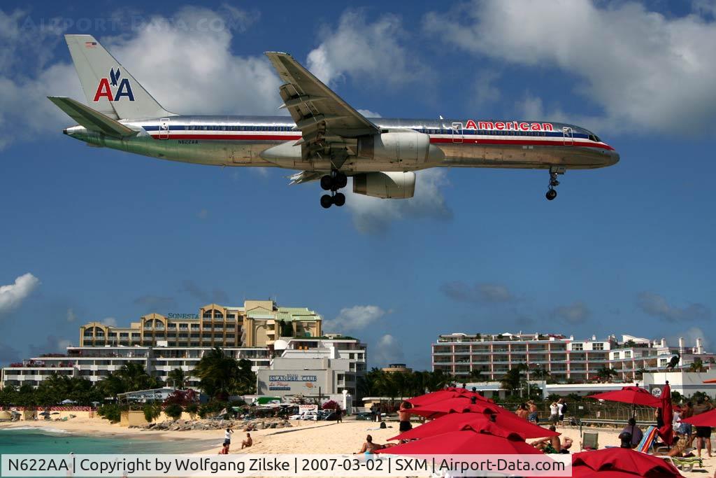N622AA, 1990 Boeing 757-223 C/N 24580, visitor