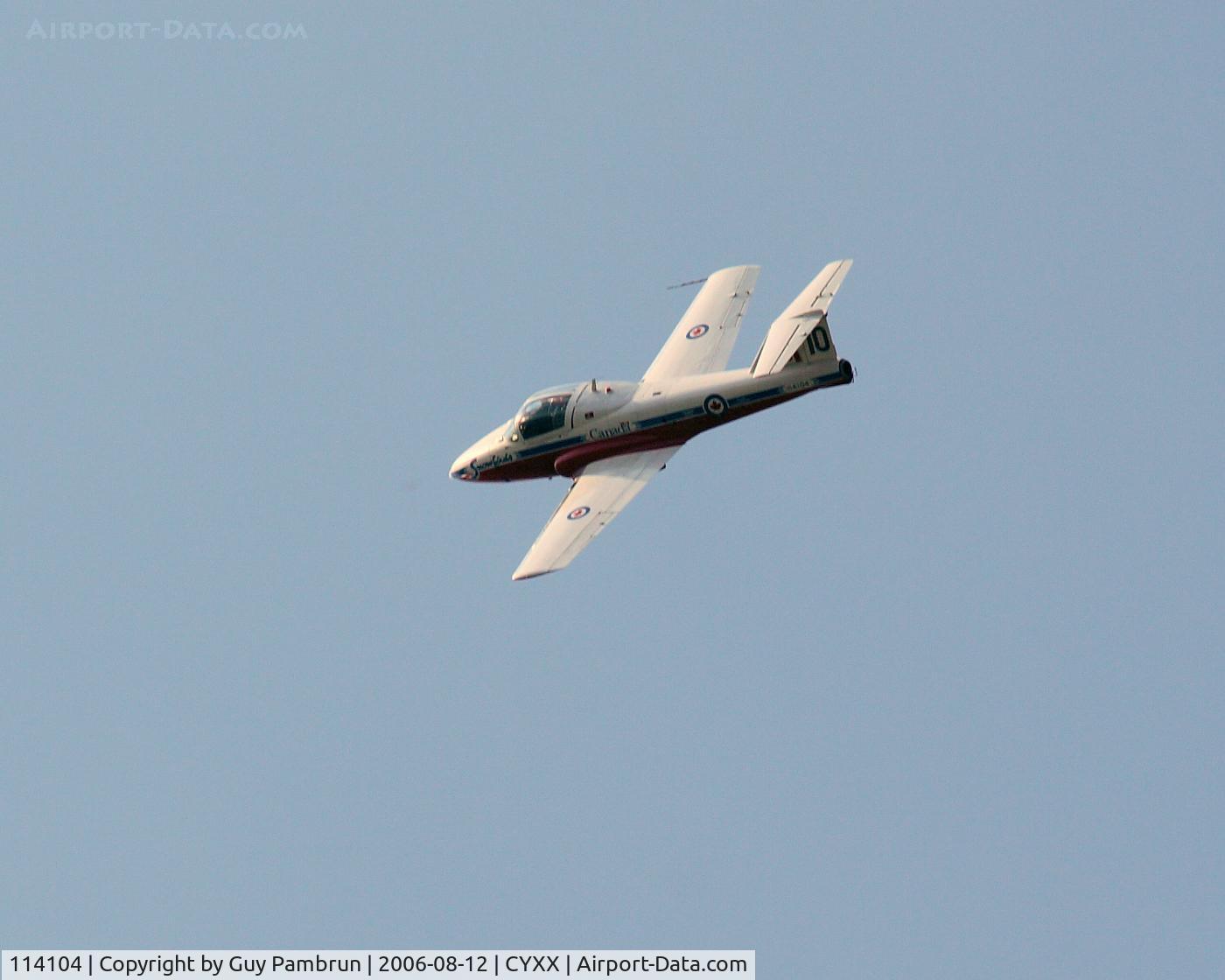 114104, Canadair CT-114 Tutor C/N 1104, CT-114 Tutor Snowbirds demo @ Abbotsford Airshow