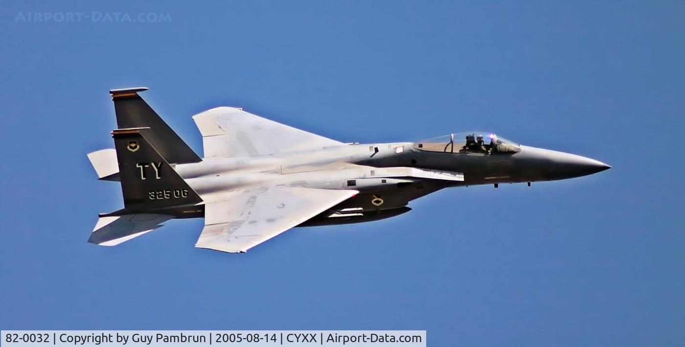 82-0032, McDonnell Douglas F-15C Eagle C/N 0848/C263, F-15 demo @ Abbotsford Airshow. Scanned from slide.