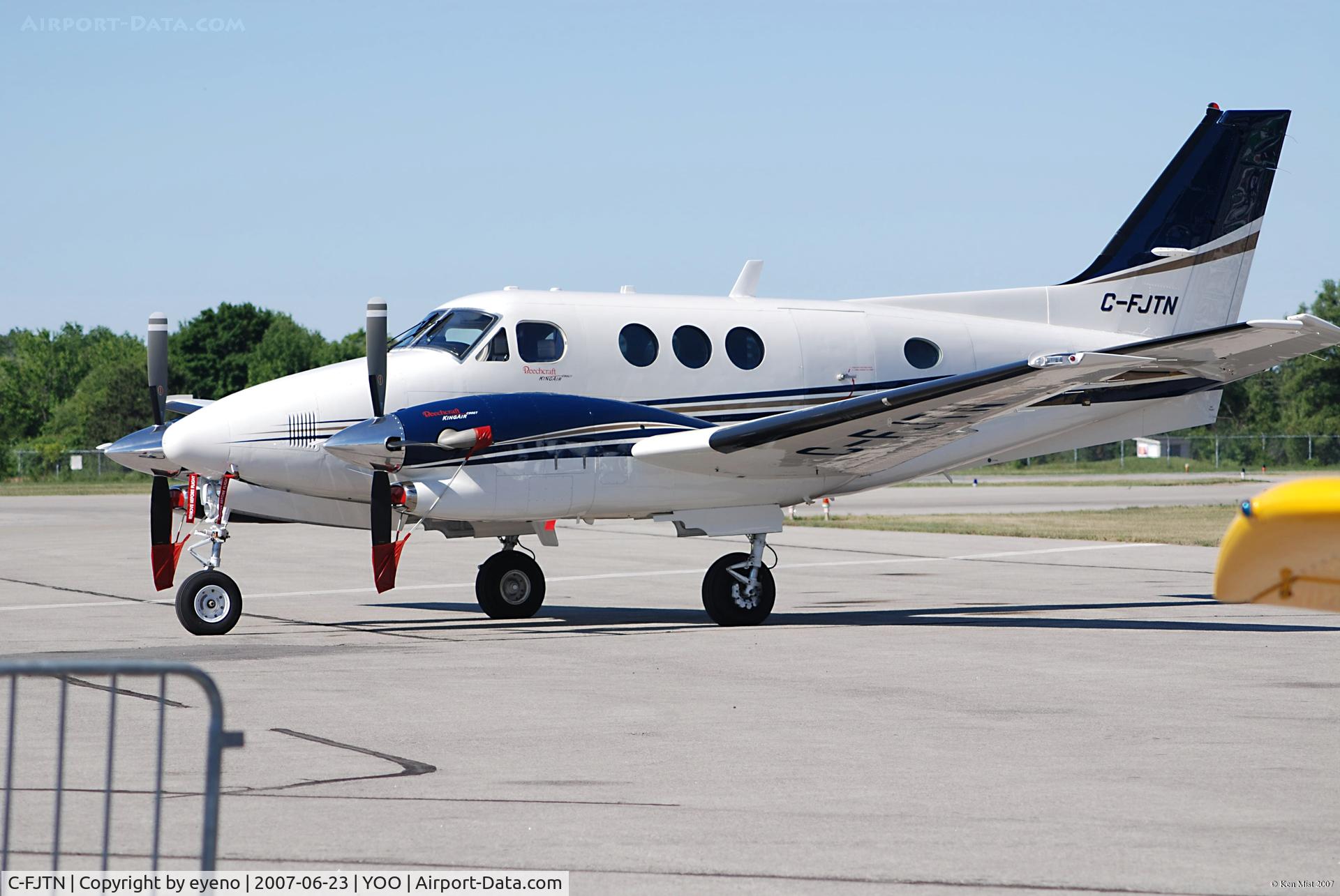 C-FJTN, 2007 Beech C90GT C/N LJ-1814, Canadian Aviation Expo - Oshawa airport