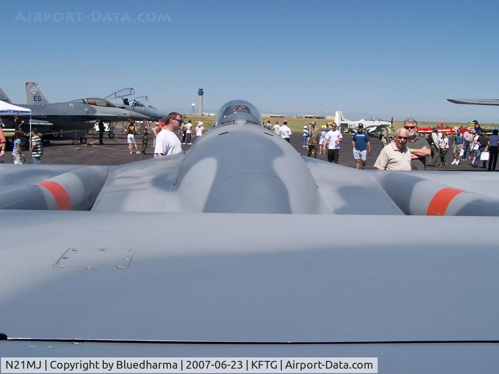 N21MJ, De Havilland (F+W Emmen) Venom FB50 (DH-112) C/N 737, Back view