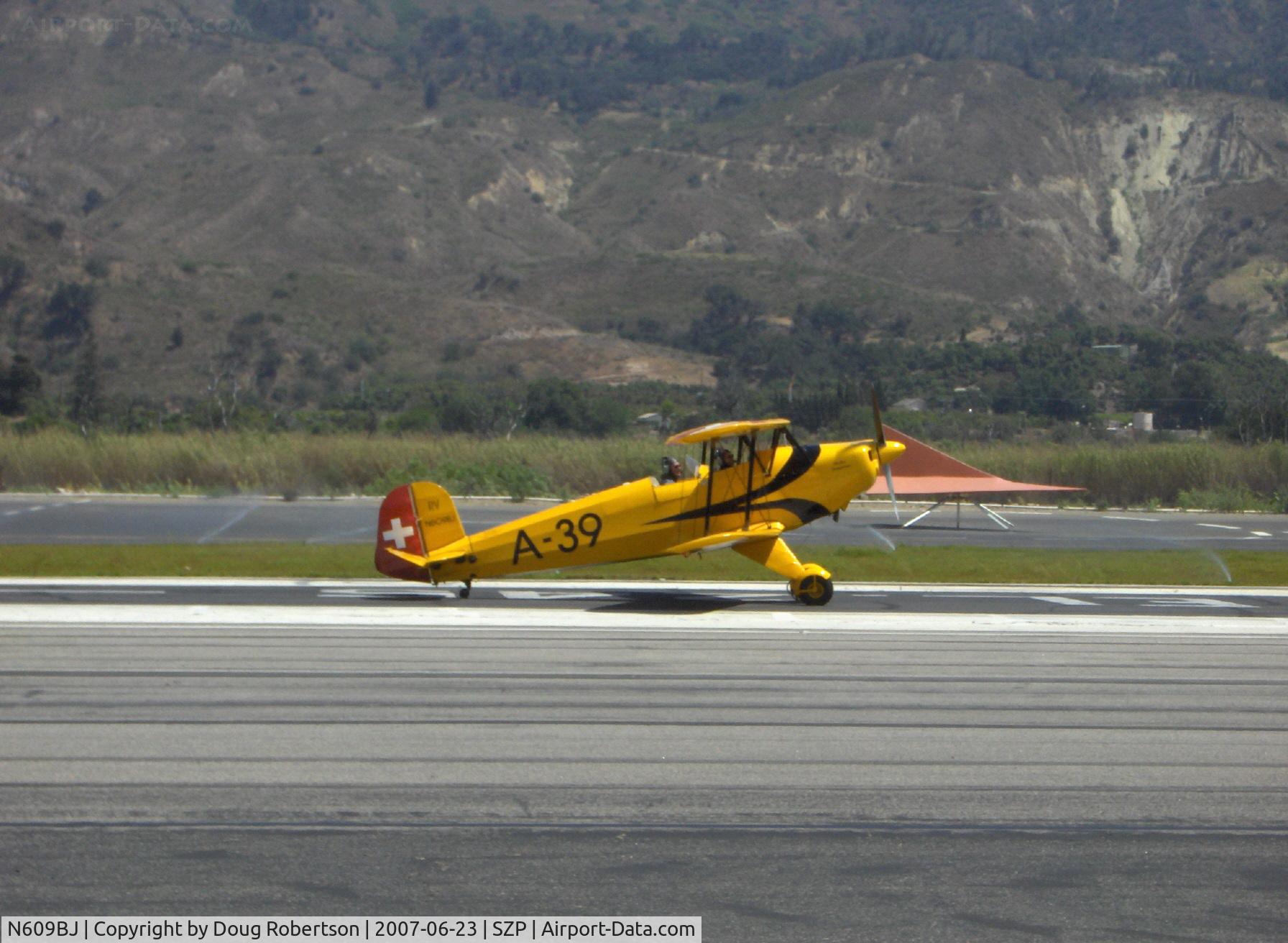 N609BJ, 1963 CASA 1-131 Jungmann C/N E3B-609, 1963 Bucker Jungmann C.A.S.A. 1.131, Lycoming IO-360 180 Hp, full inverted systems, landing roll Rwy 22