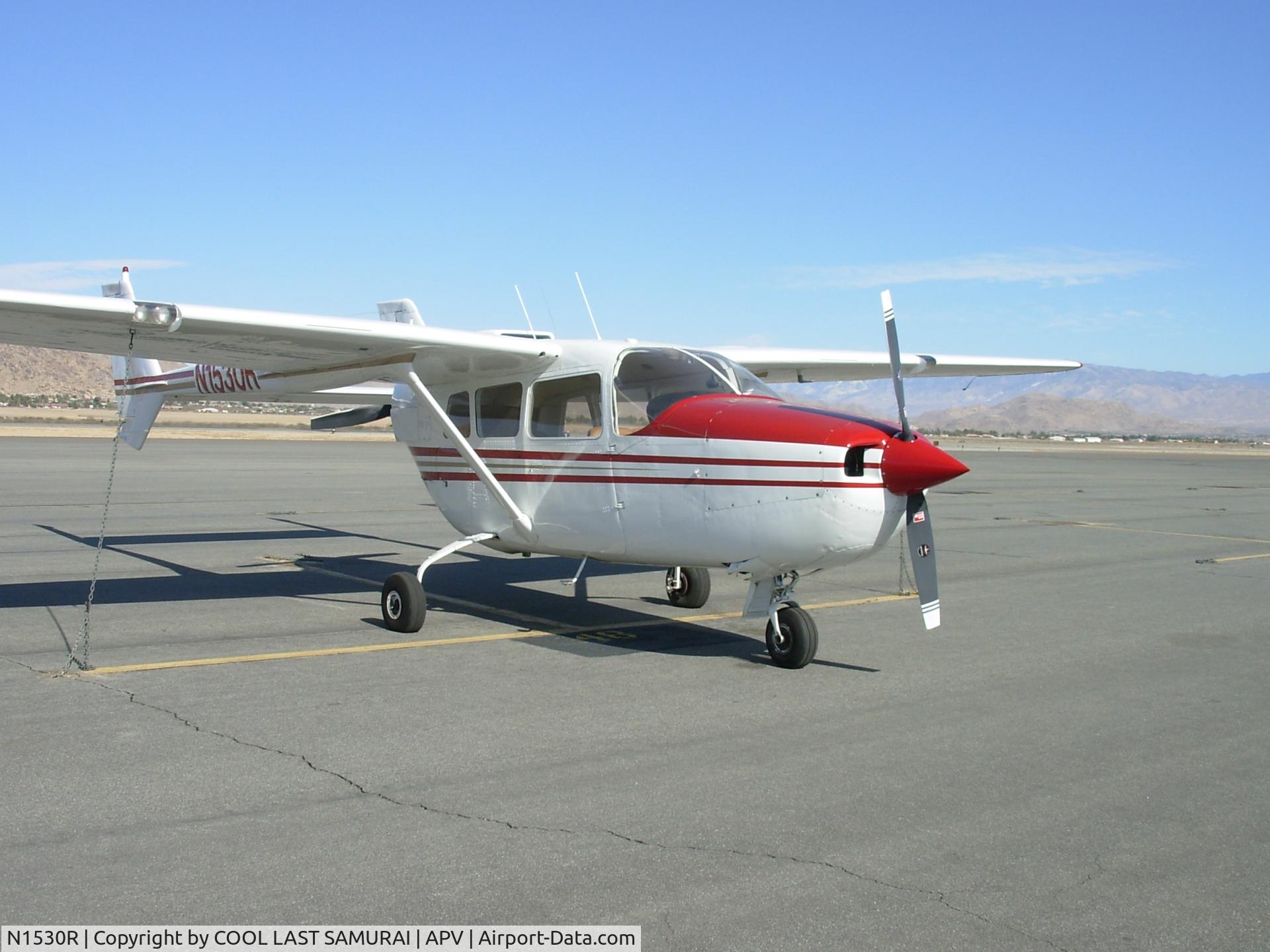 N1530R, 1968 Cessna 337C Super Skymaster C/N 337-0872, Apple Valley Transient Parking