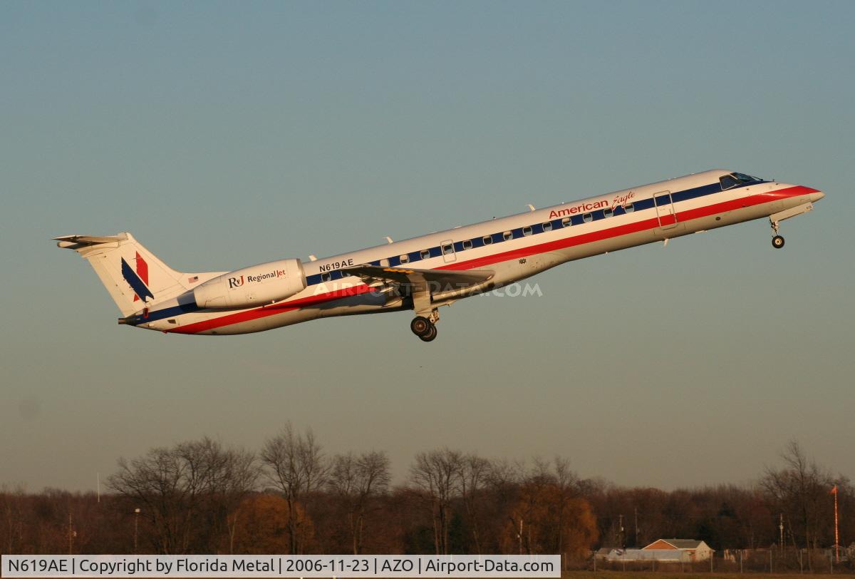 N619AE, 1998 Embraer ERJ-145LR (EMB-145LR) C/N 145101, Eagle