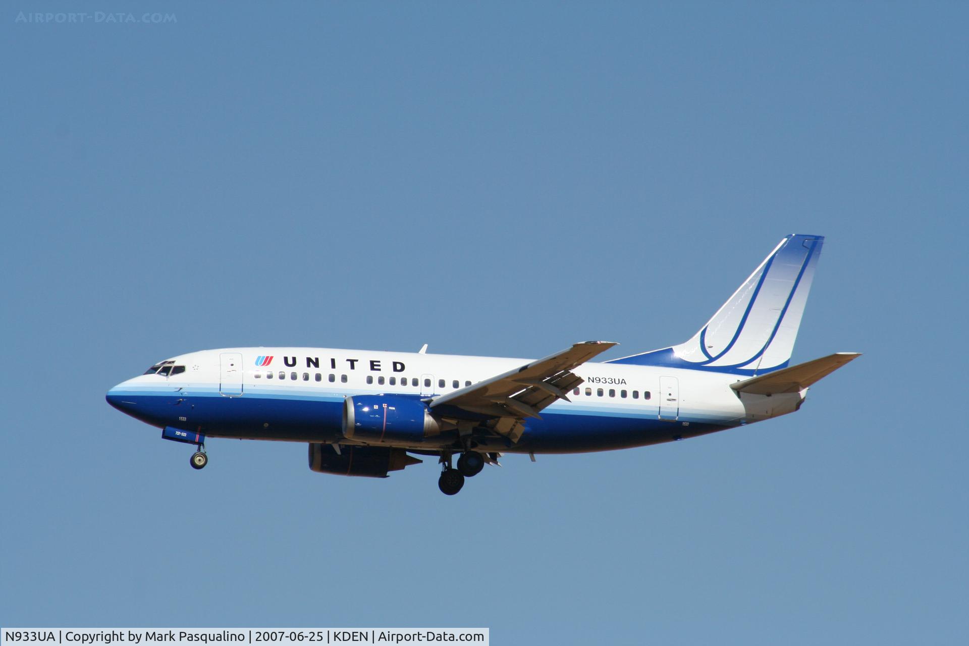 N933UA, 1992 Boeing 737-522 C/N 26659, Boeing 737-500