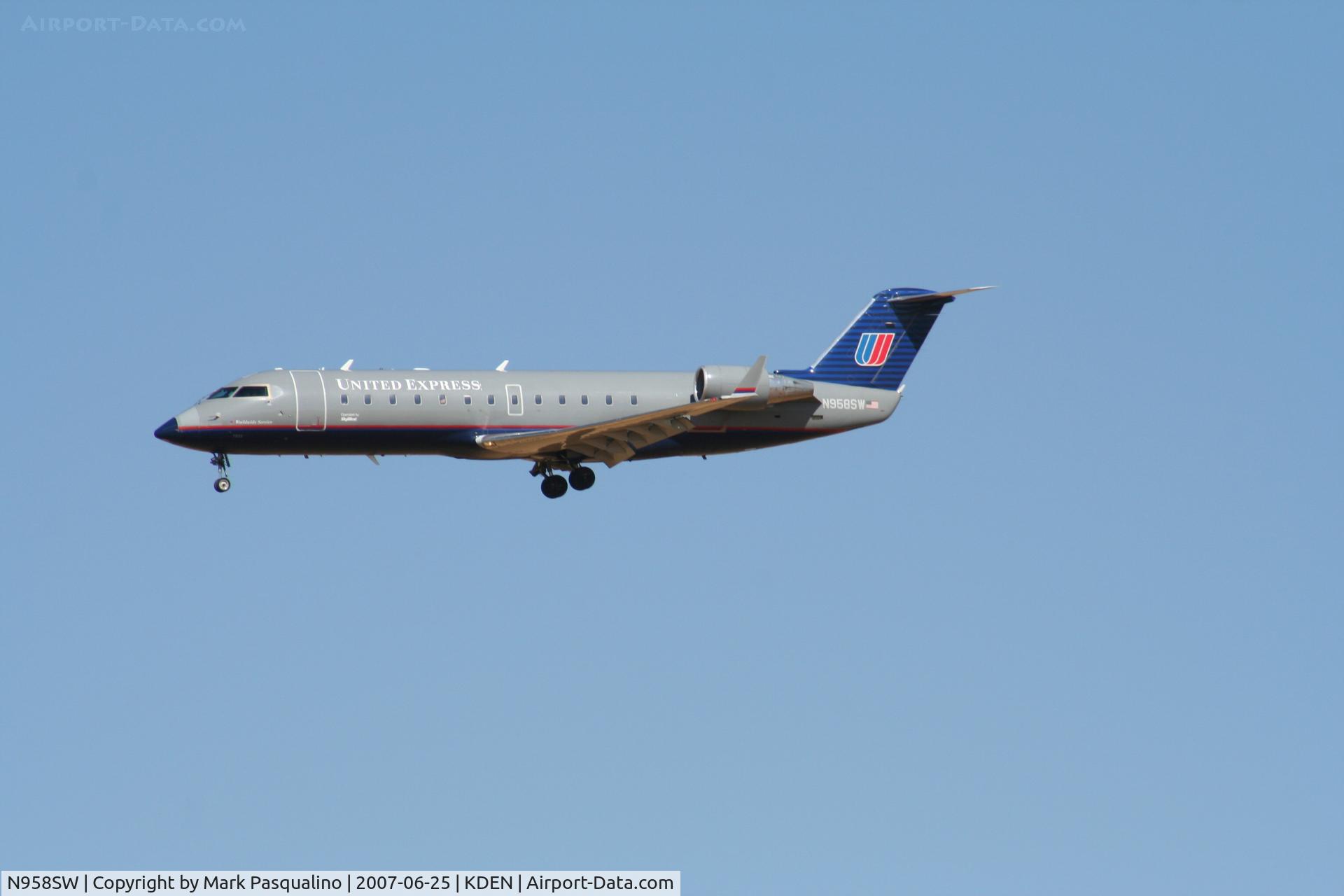 N958SW, 2003 Bombardier CRJ-200LR (CL-600-2B19) C/N 7833, CL-600-2B19