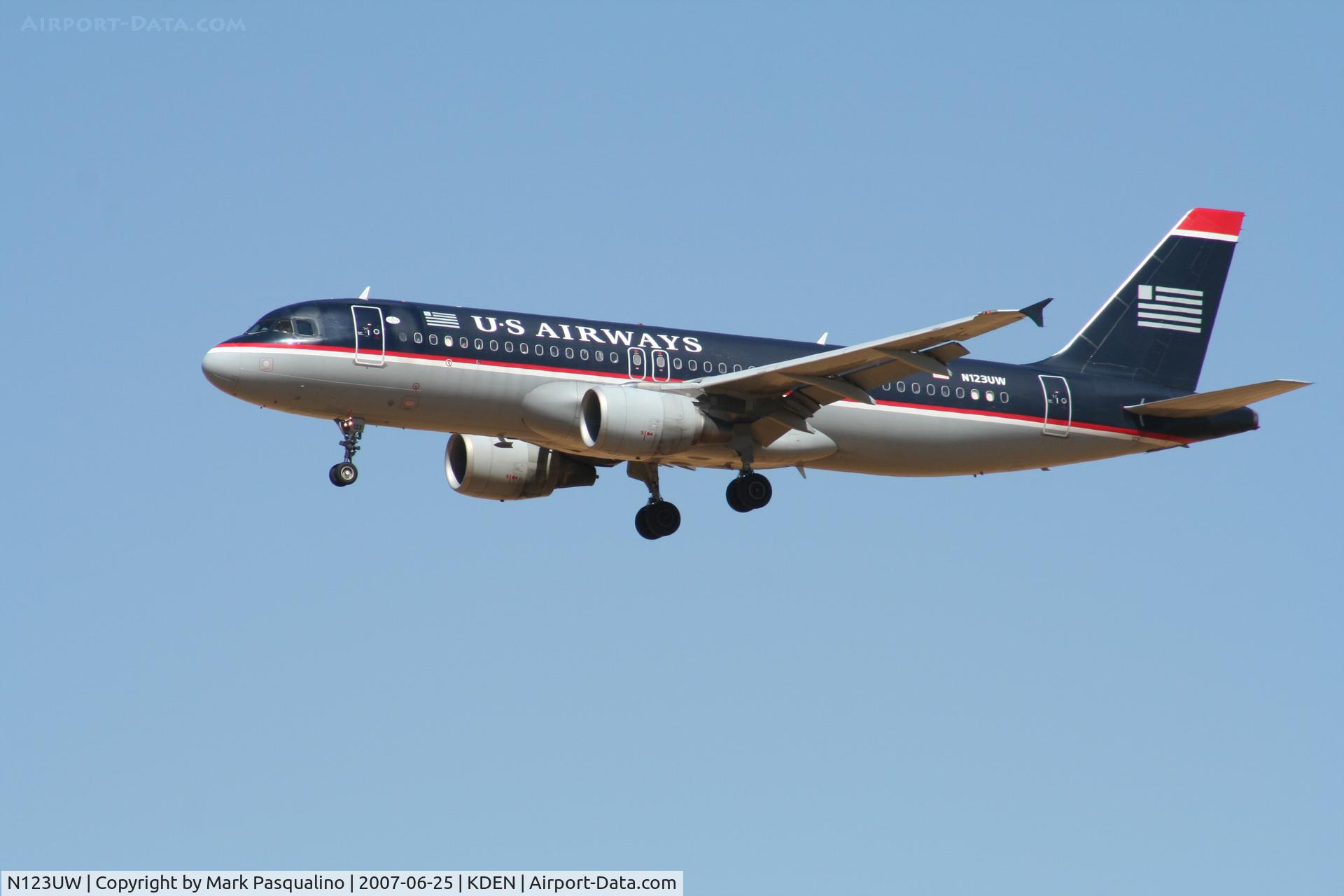 N123UW, 2000 Airbus A320-214 C/N 1310, Airbus A320