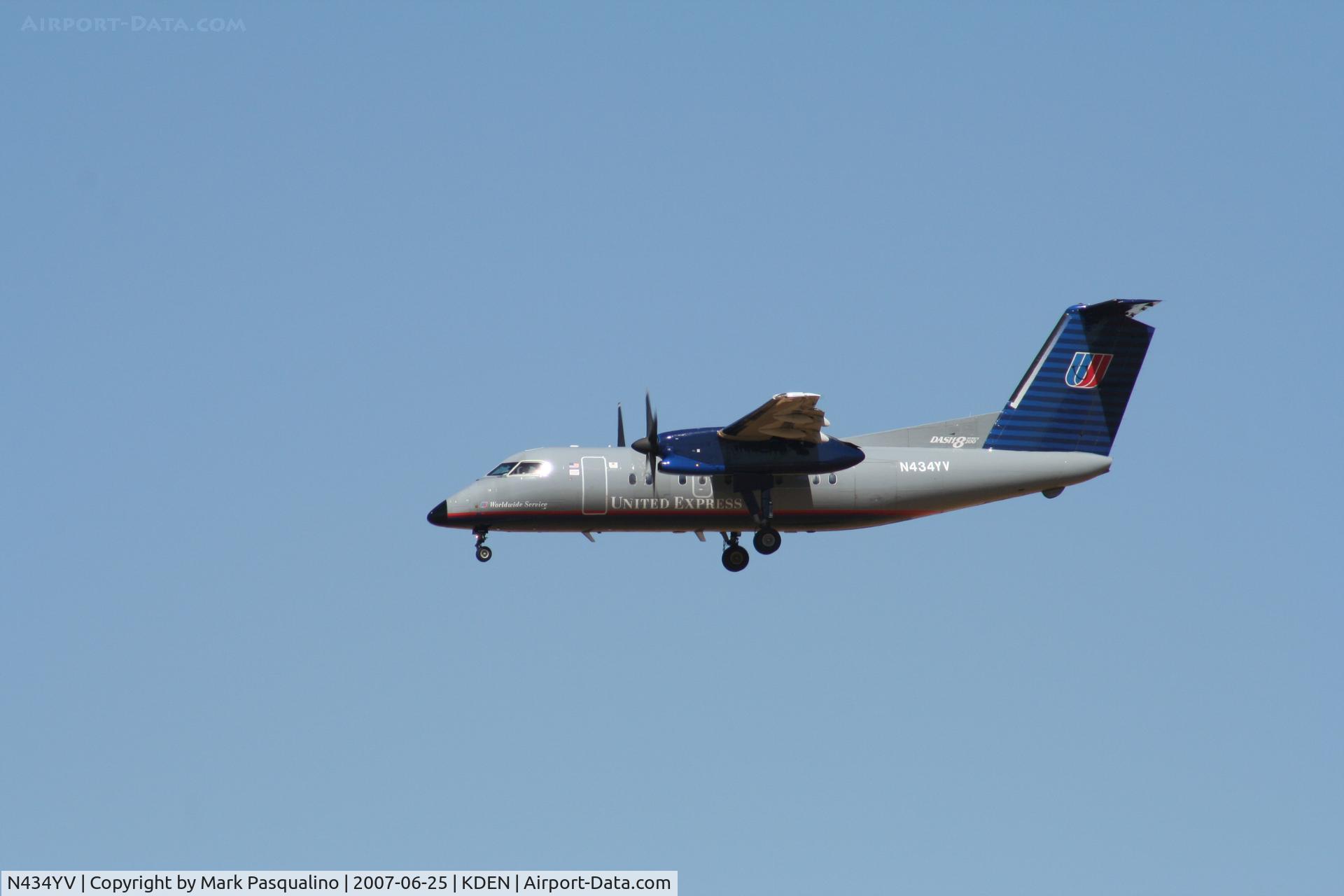 N434YV, 1996 De Havilland Canada DHC-8-202 Dash 8 C/N 434, DHC-8-202