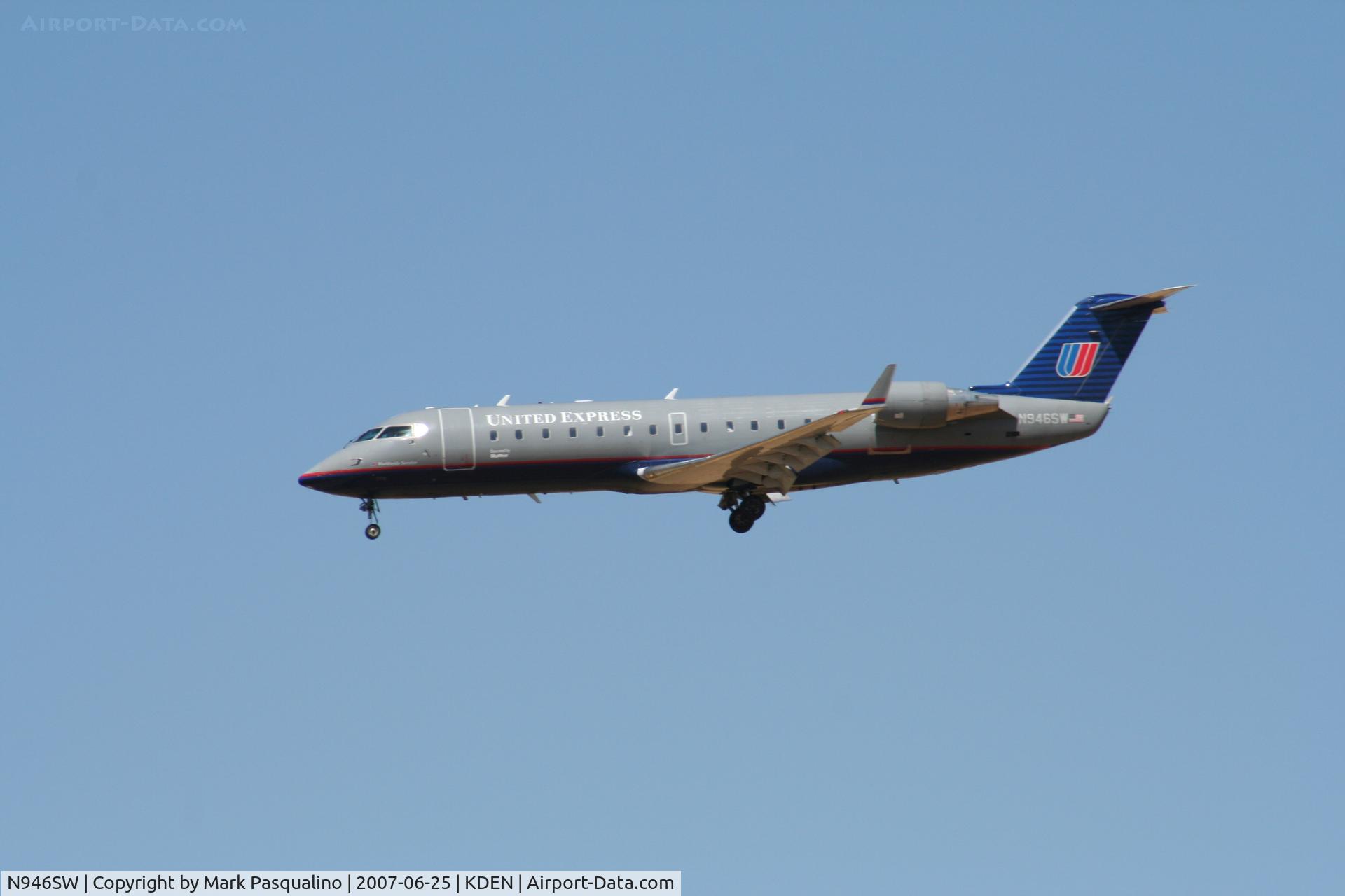 N946SW, 2003 Bombardier CRJ-200LR (CL-600-2B19) C/N 7776, CL-600-2B19
