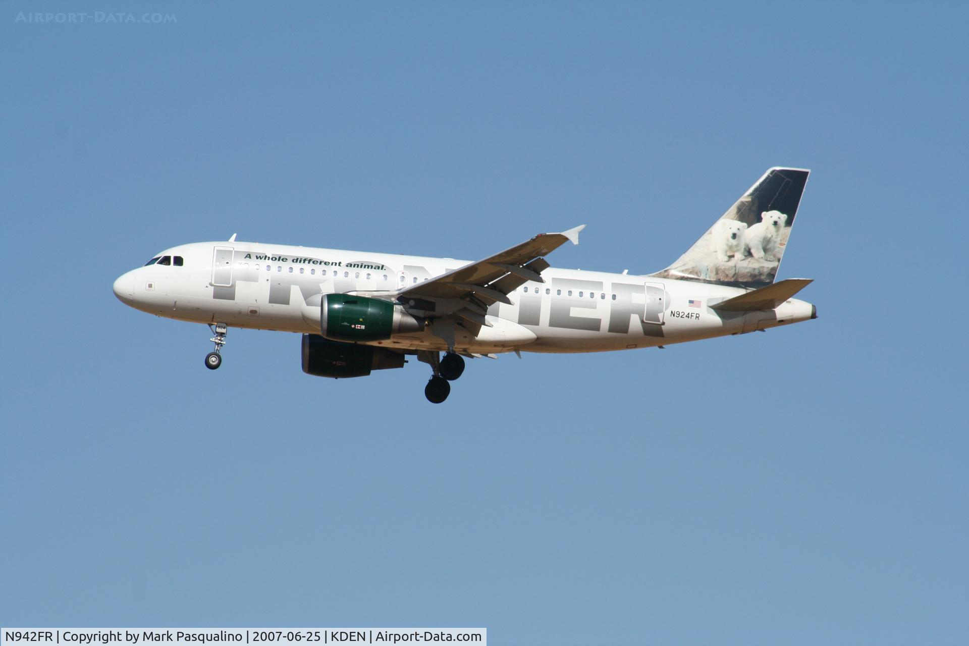 N942FR, 2005 Airbus A319-111 C/N 2497, Airbus A319