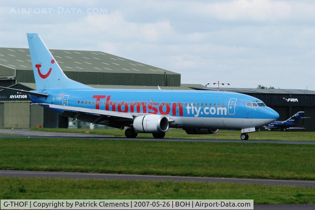 G-THOF, 1995 Boeing 737-3Q8 C/N 26314, JUST LANDED 08