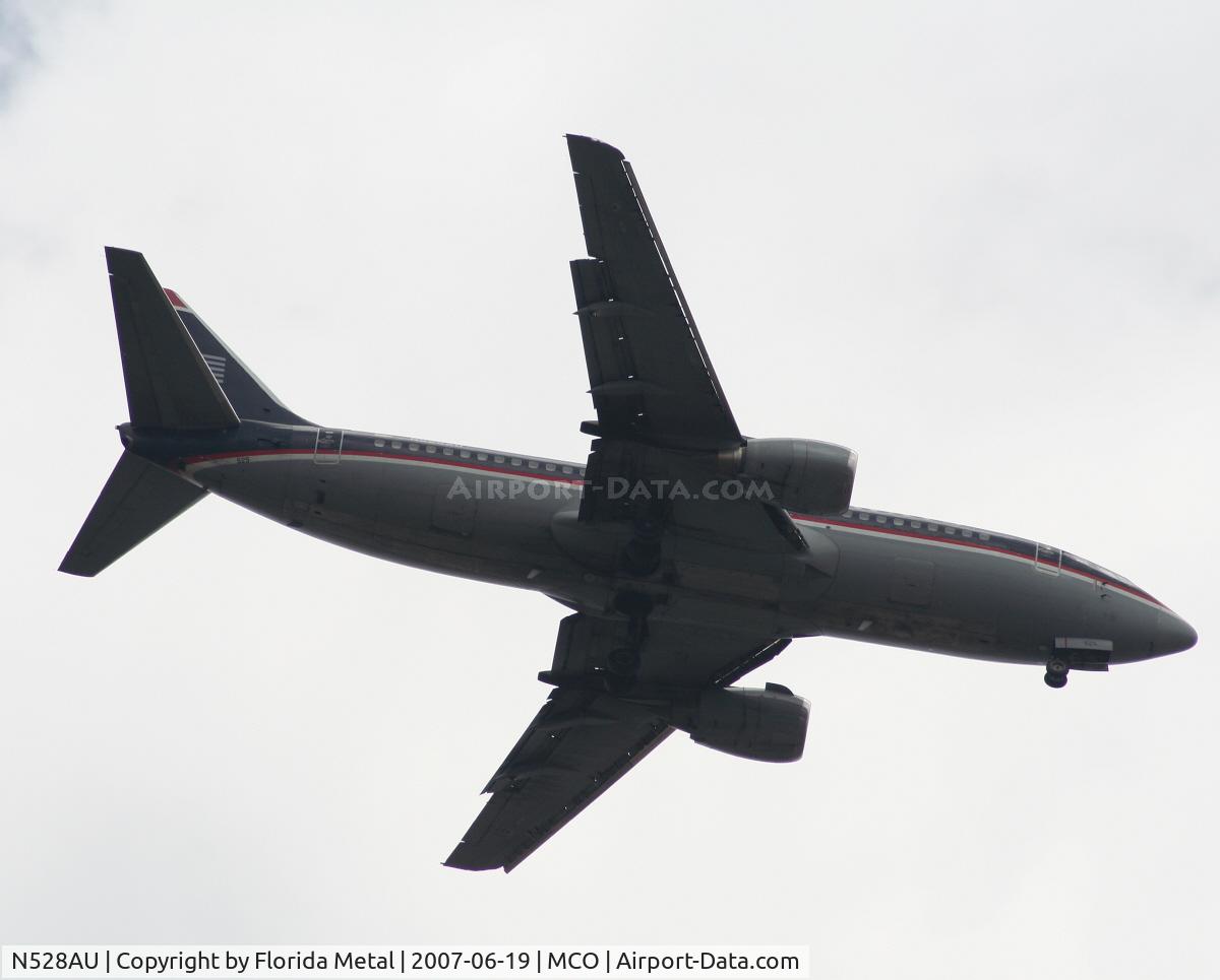 N528AU, 1989 Boeing 737-3B7 C/N 24410, US
