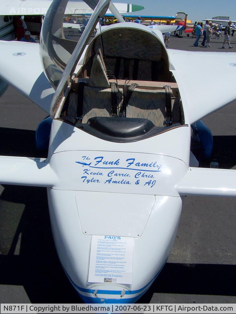N871F, 2000 Co-Z Cozy Mark IV C/N 21, Front Detail