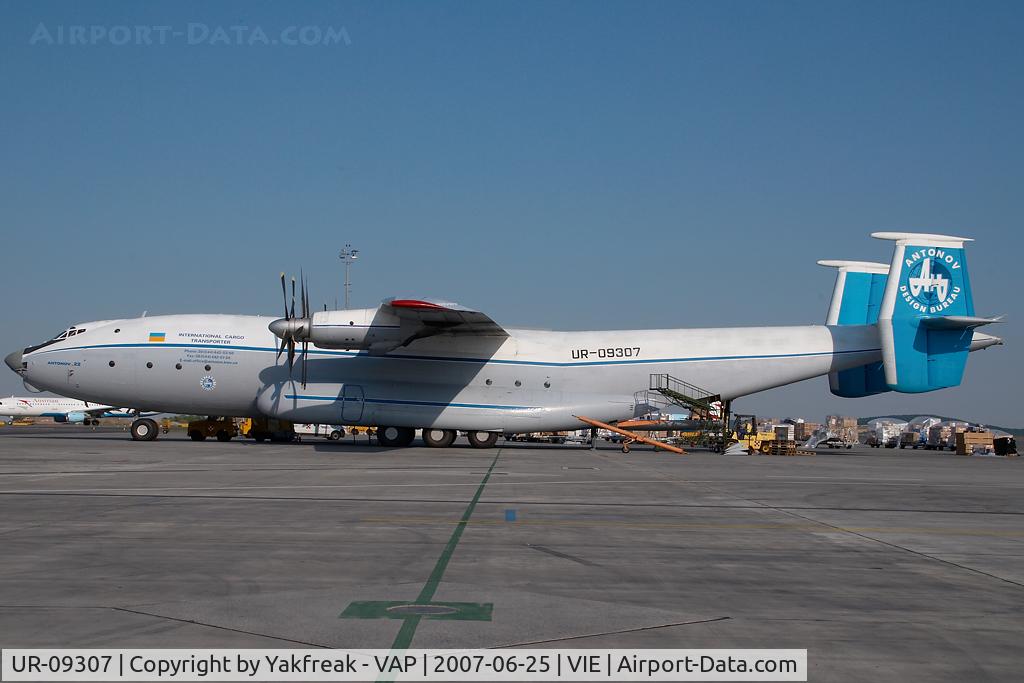 UR-09307, 1974 Antonov An-22A C/N 043481244, Antonov Design Bureau Antonov 22