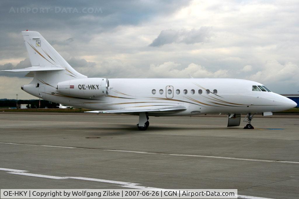 OE-HKY, 2006 Dassault Falcon 2000 C/N 226, visitor