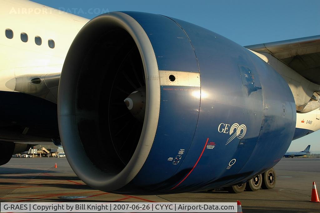G-RAES, 1997 Boeing 777-236 C/N 27491, One word - HUGE