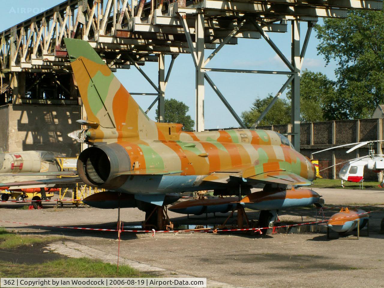 362, 1984 Sukhoi Su-22M-4 C/N 25509, Sukhoi Su-22 M-4K/Preserved at Peenemunde