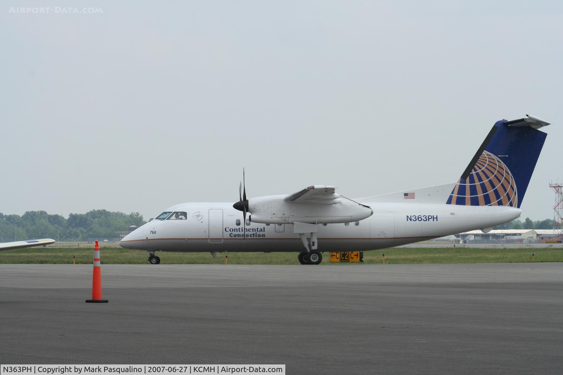 N363PH, 1998 Bombardier DHC-8-202 Dash 8 C/N 520, DHC-8-202
