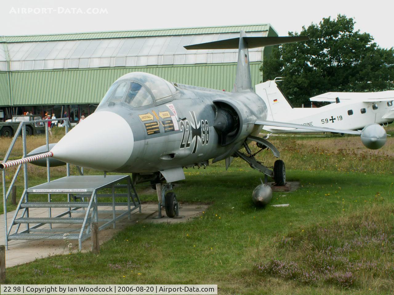 22 98, Lockheed F-104G Starfighter C/N 683-7181, Lockheed F-104G/Preserved Nordholz Aeronauticum