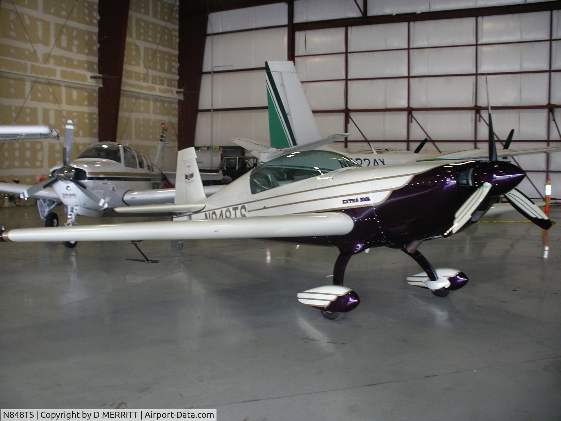 N848TS, 1999 Extra EA-300/L C/N 085, EXTRA300