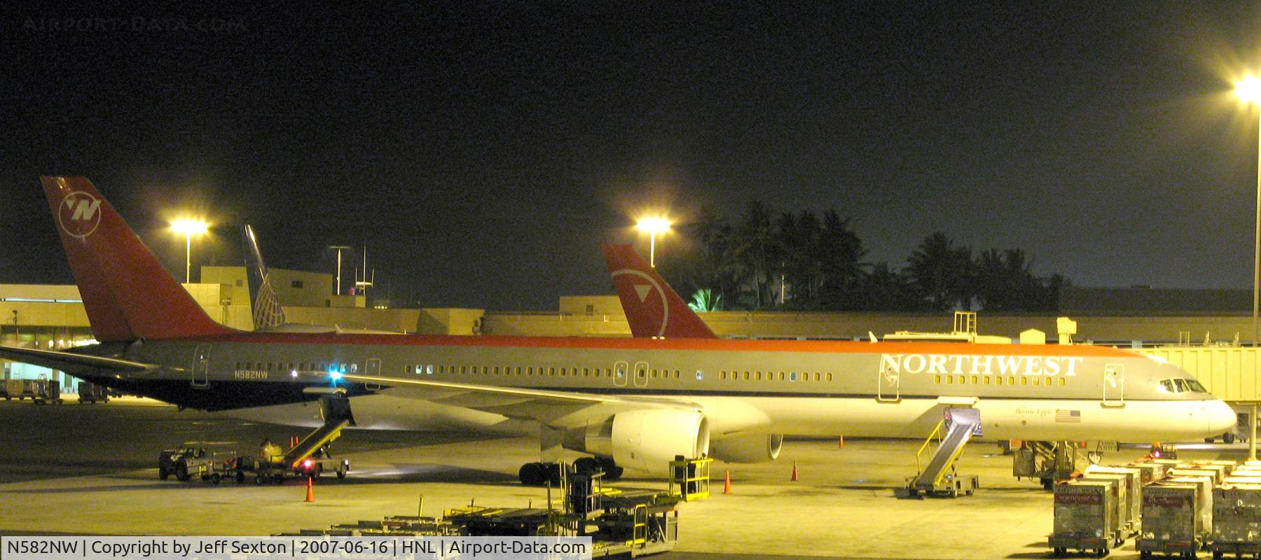 N582NW, 2002 Boeing 757-351 C/N 32981, Flight NW802 preparing for departure from Honolulu Airport