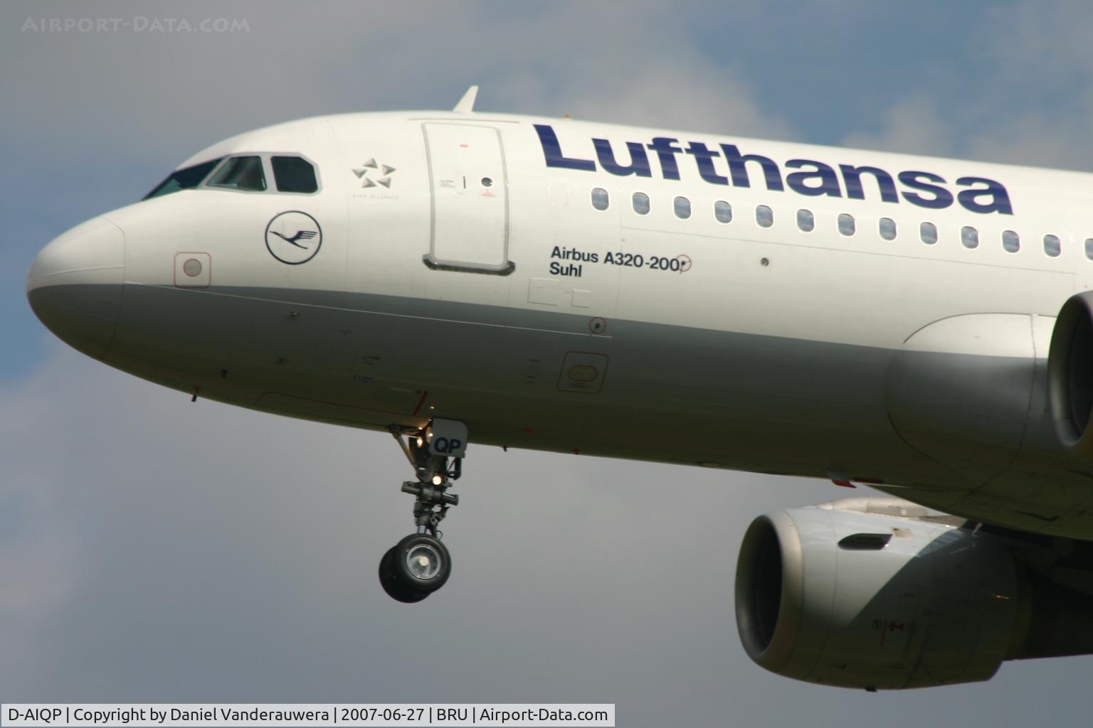 D-AIQP, 1992 Airbus A320-211 C/N 346, arrival of flight LH4572 on rwy 25L