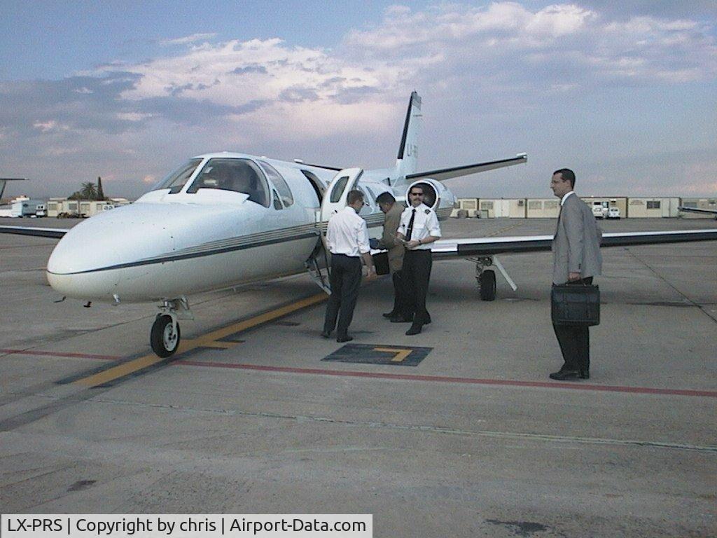 LX-PRS, 1984 Cessna 551 Citation II/SP C/N 551-0496, boarding