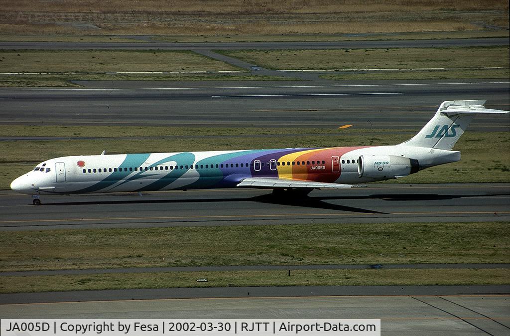 JA005D, 1998 McDonnell Douglas MD-90-30 C/N 53359, One of the smaller planes on the japanese domestic network.