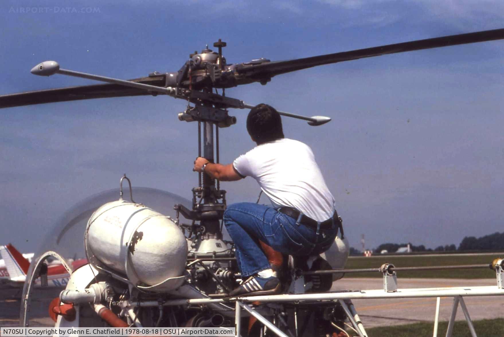 N70SU, 1959 Bell 47G-2 C/N 2511, Bell OH-13F 59-4928 with the Ohio State University Flight Department.  That's me preflighting to take my wife up over Columbus