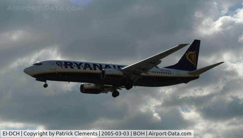 EI-DCH, 2004 Boeing 737-8AS C/N 33566, FINAL APROACH 08