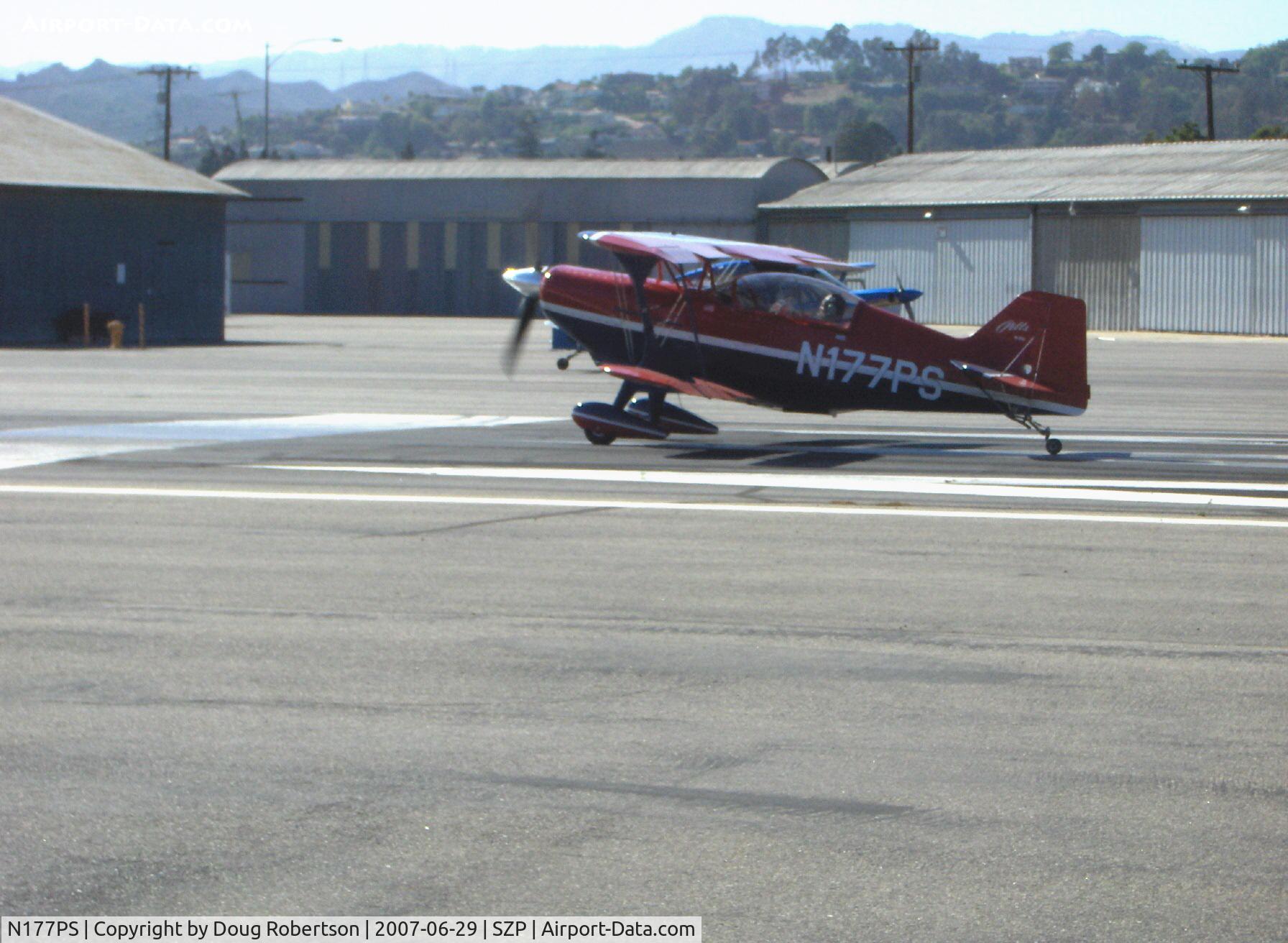 N177PS, 2000 Aviat Pitts S-2C Special C/N 6038, 2000 Aviat PITTS S-2C, Lycoming AEIO-540, takeoff roll Rwy 22