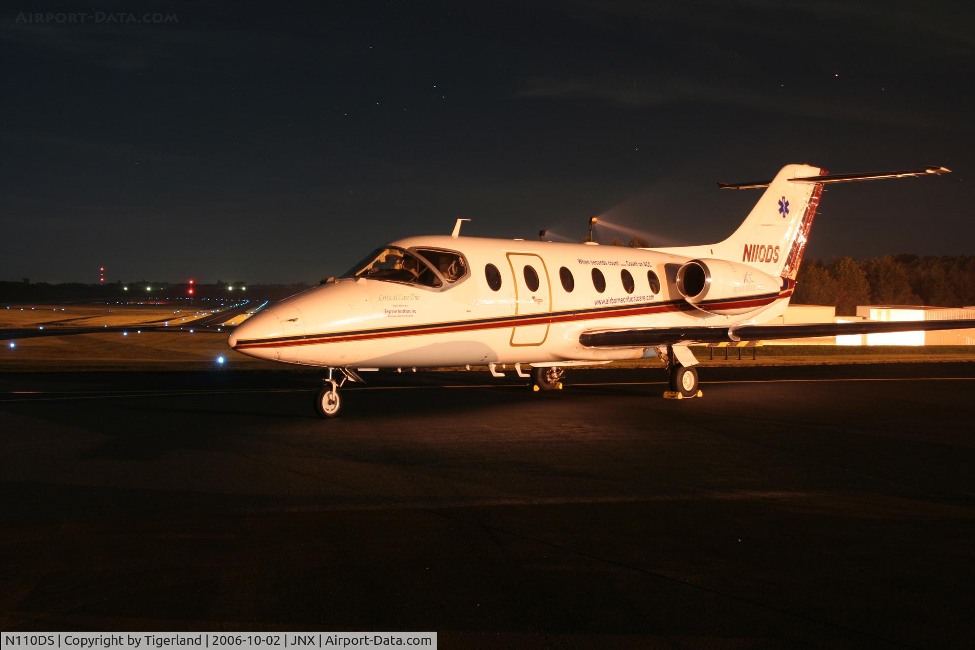 N110DS, 1980 Mitsubishi MU-300 Diamond 1 C/N A005SA, Nothing like night shots