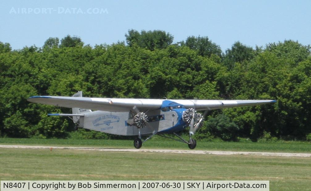 N8407, 1929 Ford 4-AT-E Tri-Motor C/N 69, Landing at Sandusky, OH