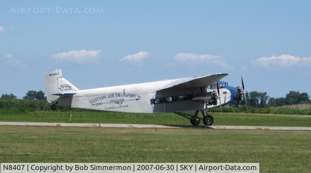 N8407, 1929 Ford 4-AT-E Tri-Motor C/N 69, Landiing at Sandusky, OH