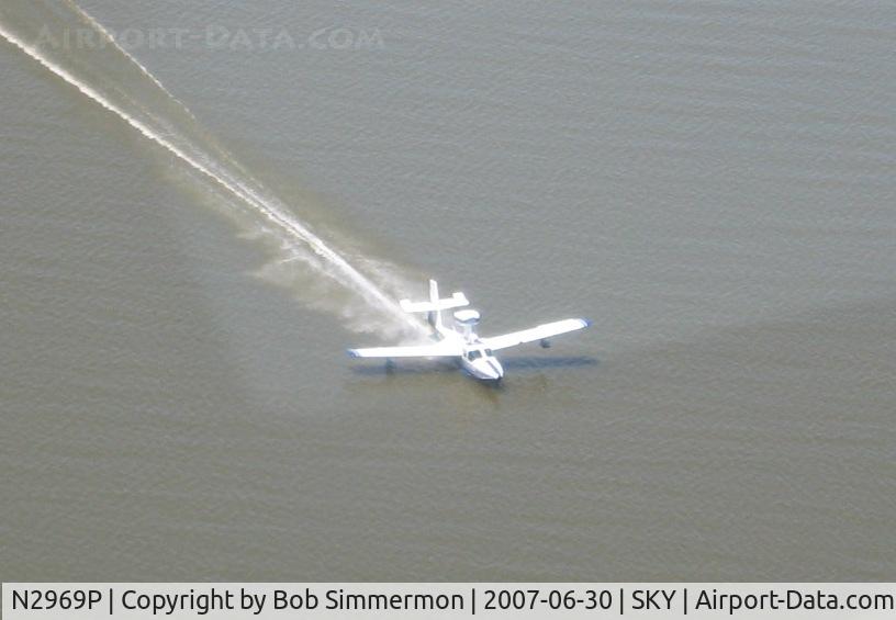 N2969P, 1979 Consolidated Aeronautics Inc. LAKE LA-4-200 C/N 949, On the water just off of Sandusky, OH