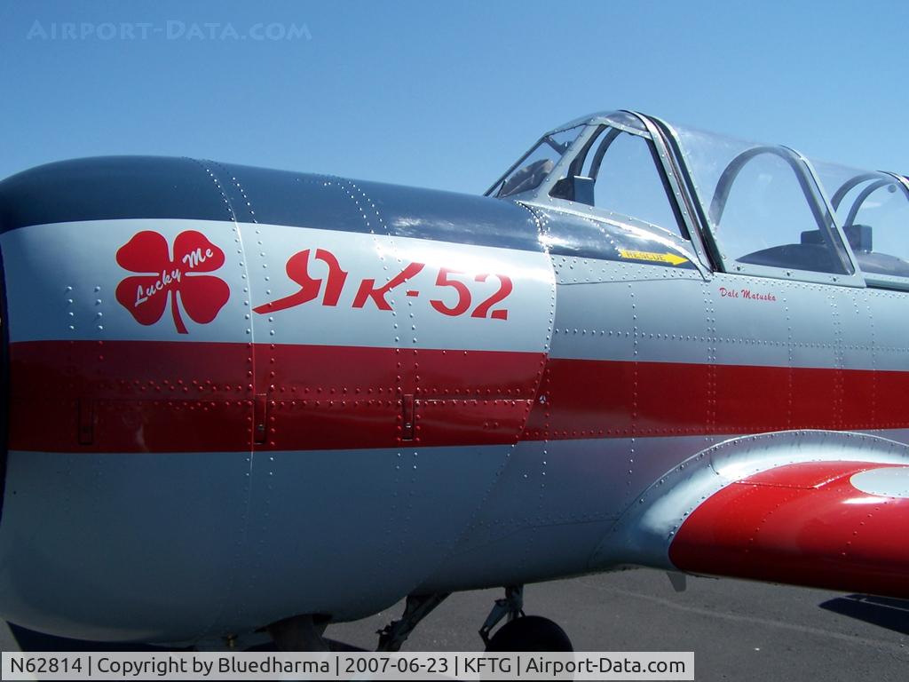 N62814, 1985 Yakovlev Yak-52 C/N 855706, Port Front View
