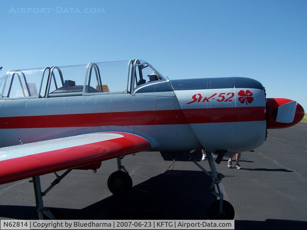 N62814, 1985 Yakovlev Yak-52 C/N 855706, Starboard Front View