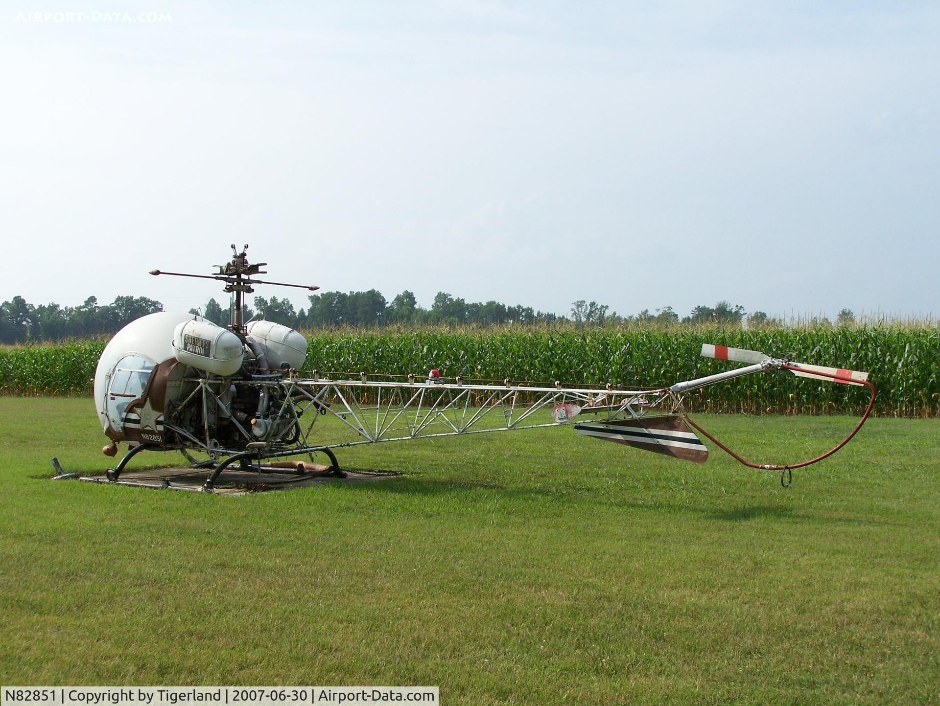 N82851, 1972 Bell OH-58A C/N 72-21118, The sun can be hard on an ole' girl as this, and it has.  Location wthheld.