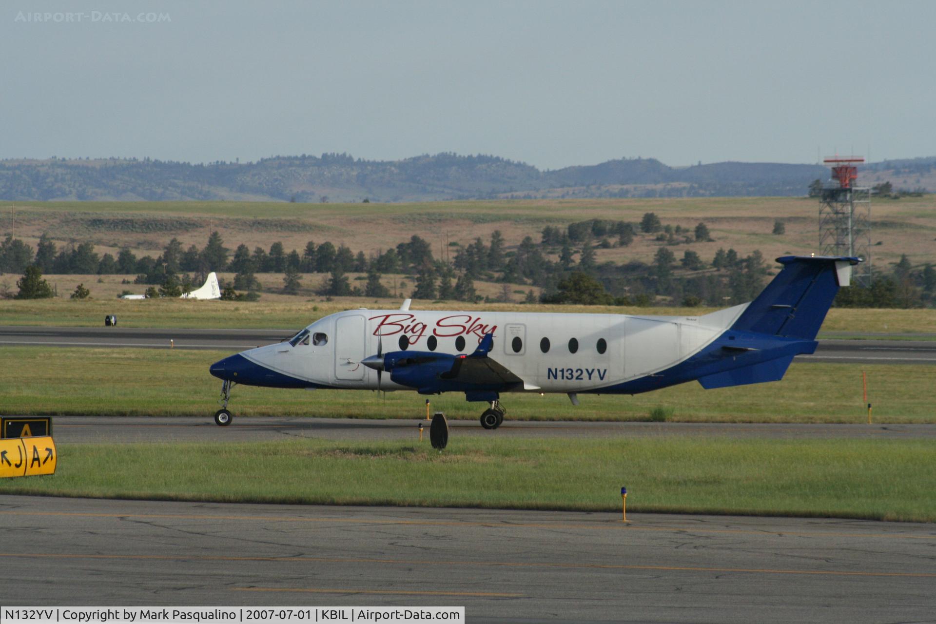 N132YV, 1995 Beech 1900D C/N UE-132, Beech 1900D