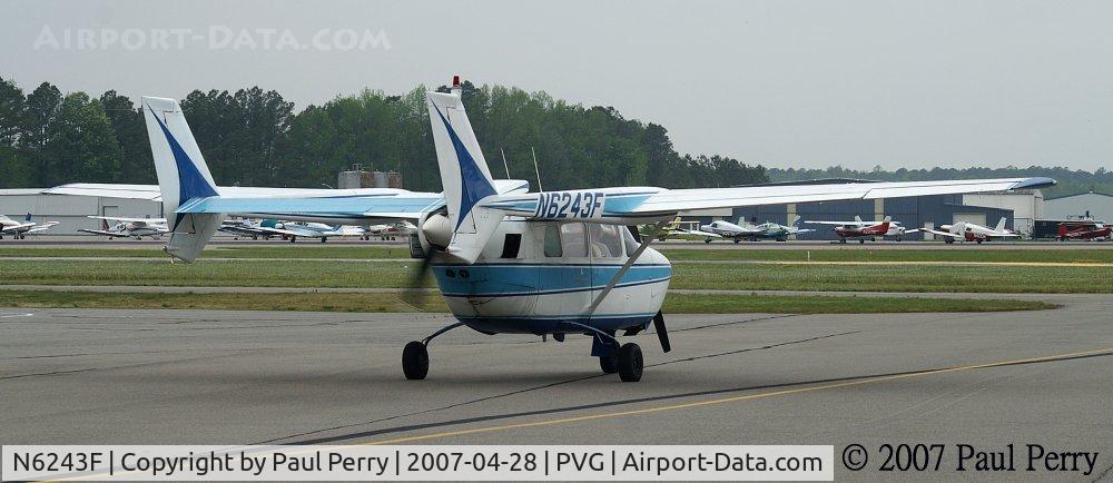 N6243F, 1965 Cessna 337A Super Skymaster C/N 337-0243, Taxiing out to leave, only using the aft motor
