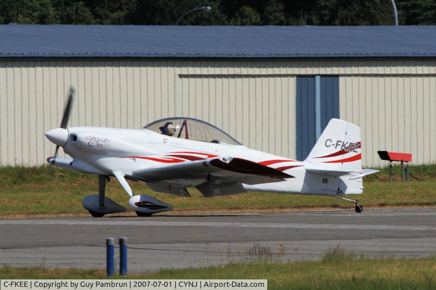 C-FKEE, 2003 Vans RV-4 C/N 2569, Just landed