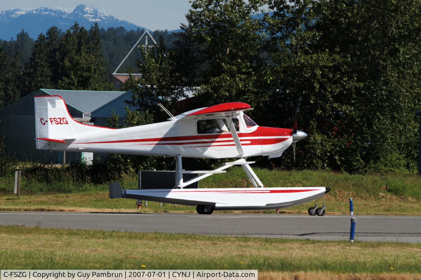 C-FSZG, 2004 Murphy Rebel C/N 720R, Getting ready to depart