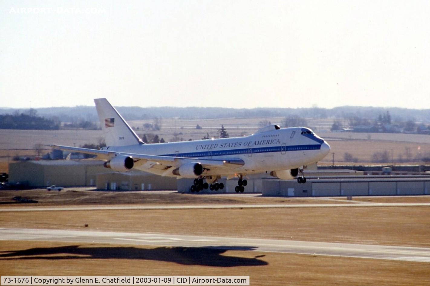 73-1676, 1973 Boeing E-4B C/N 20682, E-4B doing touch and go