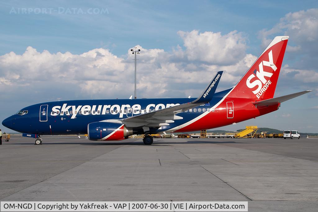 OM-NGD, 2006 Boeing 737-76N C/N 32674/1952, Sky Europe Boeing 737-700