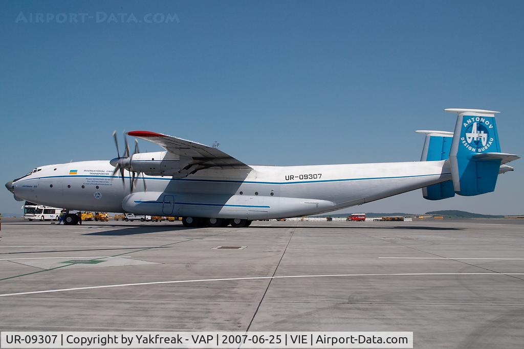 UR-09307, 1974 Antonov An-22A C/N 043481244, Antonov Design Bureau Antonov 22