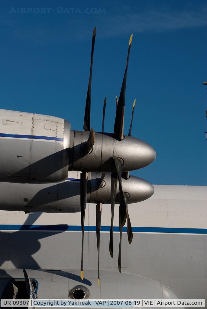 UR-09307, 1974 Antonov An-22A C/N 043481244, Antonov Design Bureau Antonov 22
