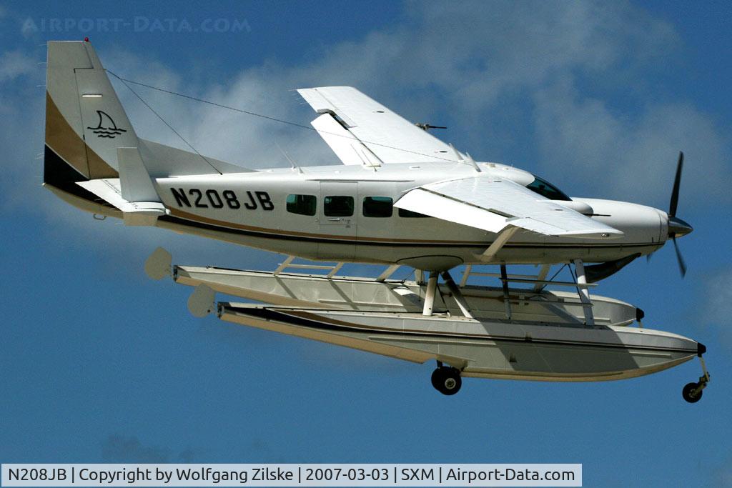 N208JB, Cessna 208 Caravan I C/N 20800362, visitor